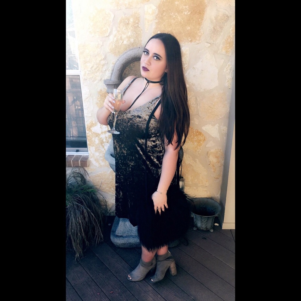 Meet your Posher, Alexis
